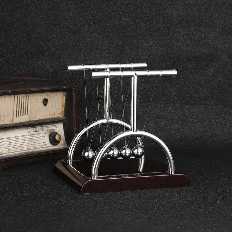 Newton's Cradle Pendulum – Desk Decor & Physics Toy