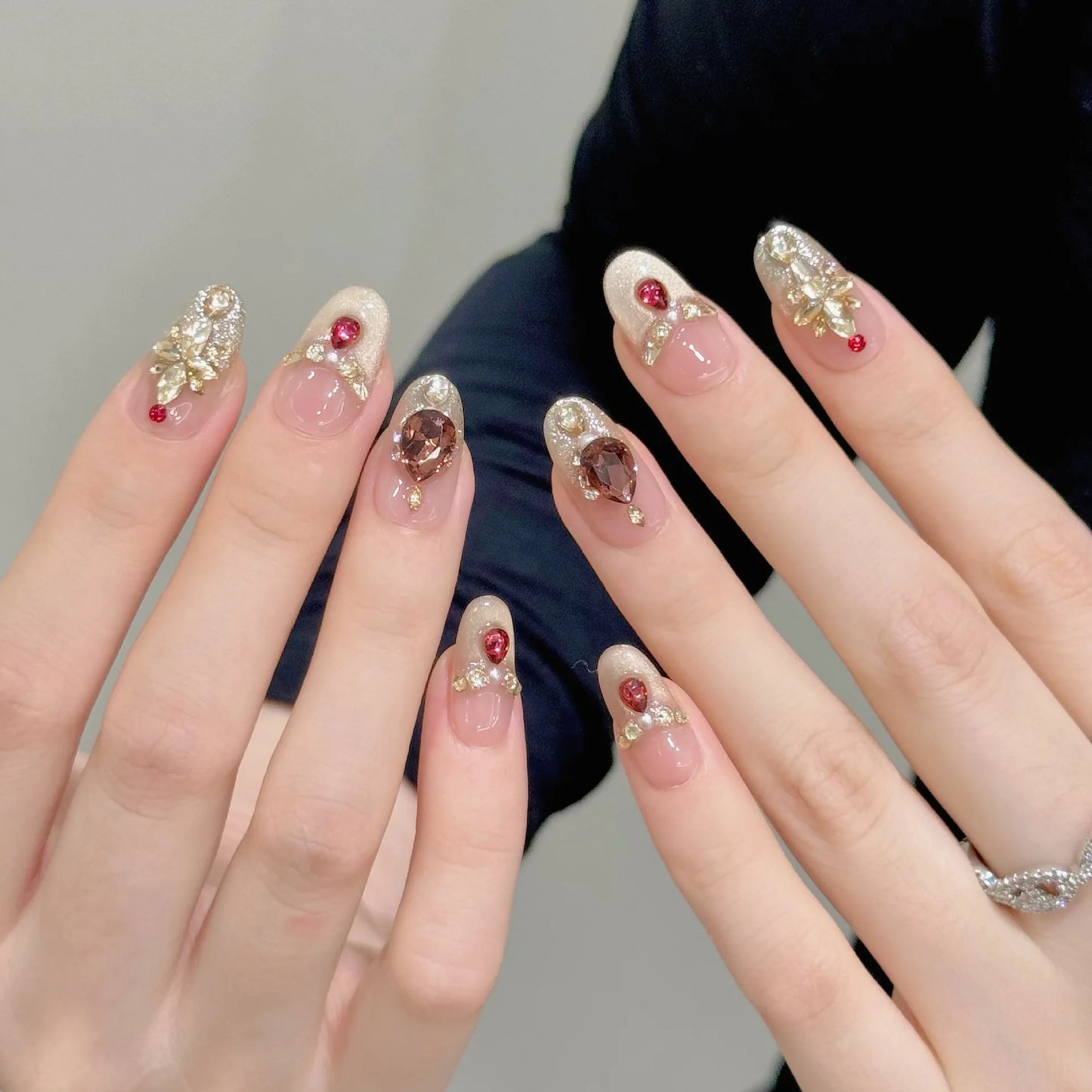 Press On Nails K9 Cat's Eye Glitter Red Velvet Rhinestone 10pc