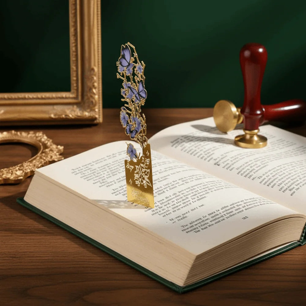 2Pcs Golden Hollow Butterfly Bookmark Bronzing Painting Vintage Design Reading Bookmark Exquisite Craft Tassel Pendant Peaceful Pleasures Health and Wellness