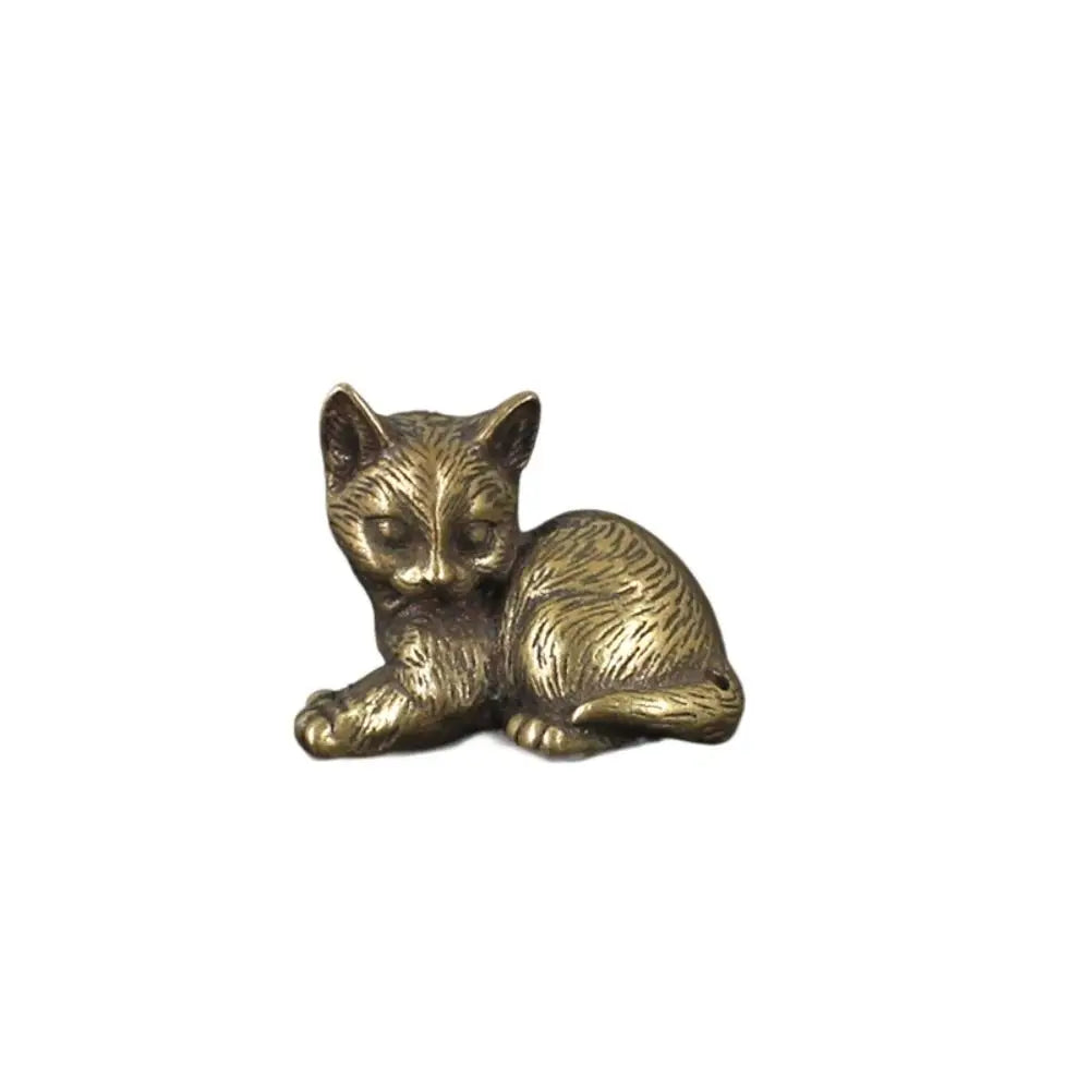 Brass Cat Figurine – Retro Mini Metal Tea Pet Statue Decor