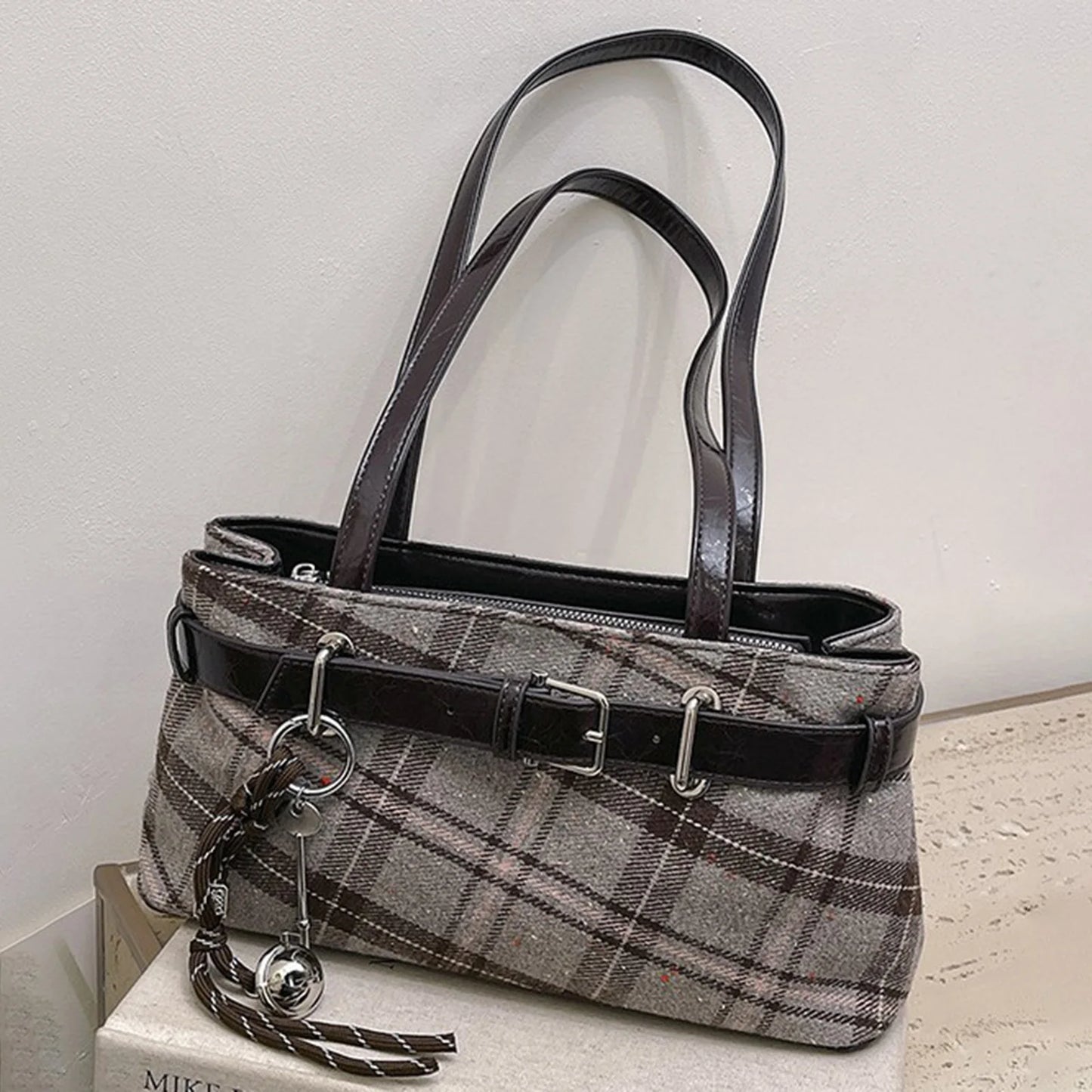 Tote Bag for Women Vintage Style Shoulder Bag Large Capacity Work Commute Handbag for Women Daily Travel School Use Peaceful Pleasures Health and Wellness
