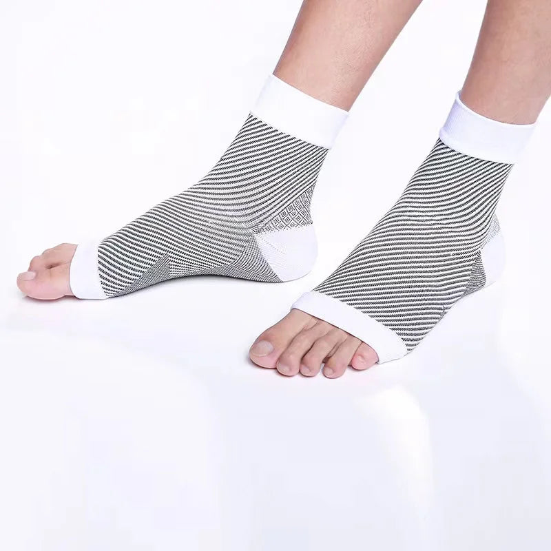 1pair Plantar Fasciitis Compression Socks,Arch Support Foot Pain Relief Ankle Brace Splint,Provide Increase Blood Circulation Peaceful Pleasures Health and Wellness 1Pair-1 L/XL