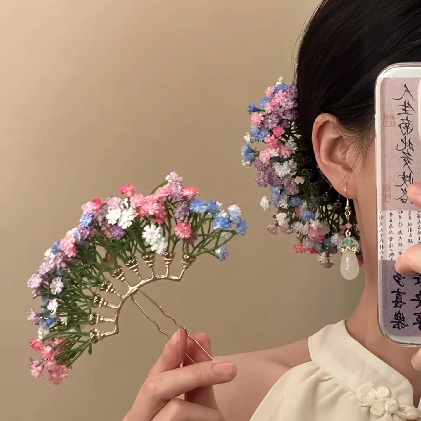 Baby's Breath Flower Hair Clip – Elegant Bridal Hairpin