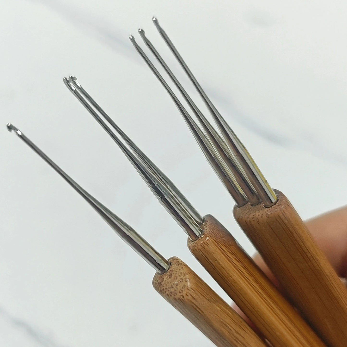 Dreadlock Crochet Hook Set 0.5mm & 0.75mm Wood Needles
