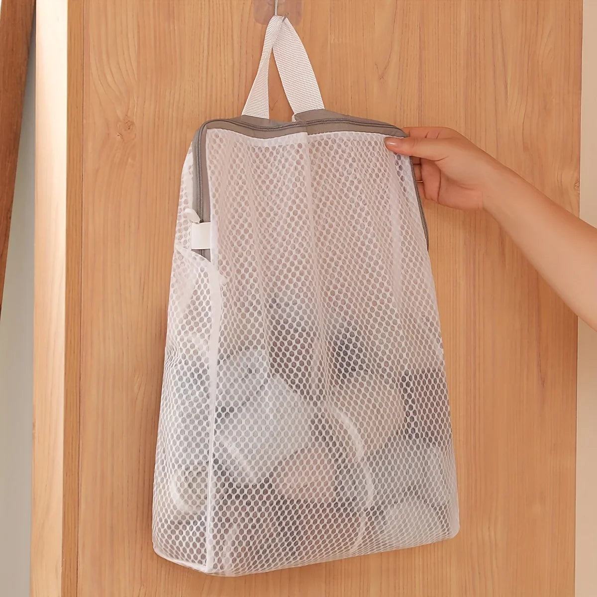 Wall-Mounted Zippered Honeycomb Net Laundry & Storage Bag