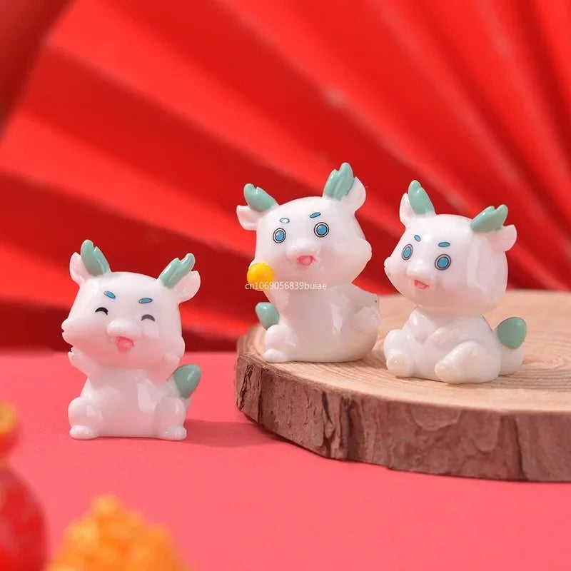 1Pcs Cartoon Cute Resin Dragon Micro Landscape Fairy Garden Micro Landschaft Pot Garden Miniatures 2025 Chinese New Year Gifts Peaceful Pleasures Health and Wellness