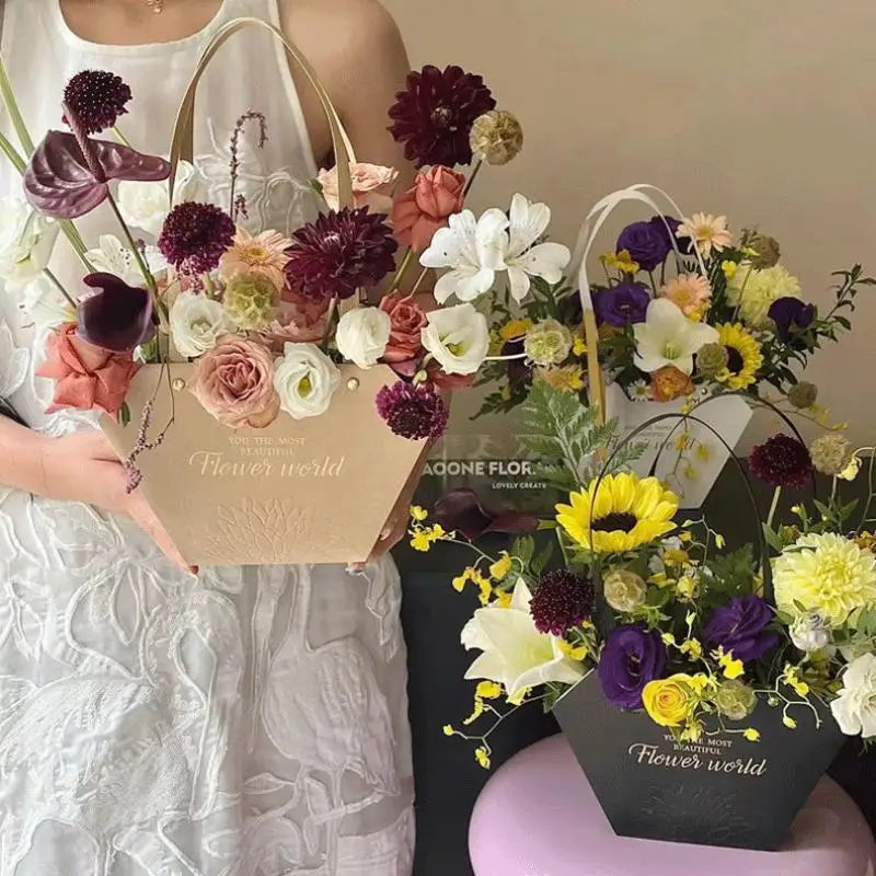 Portable Hollow-Out Flower Basket Gift Box | Bouquet Wrap