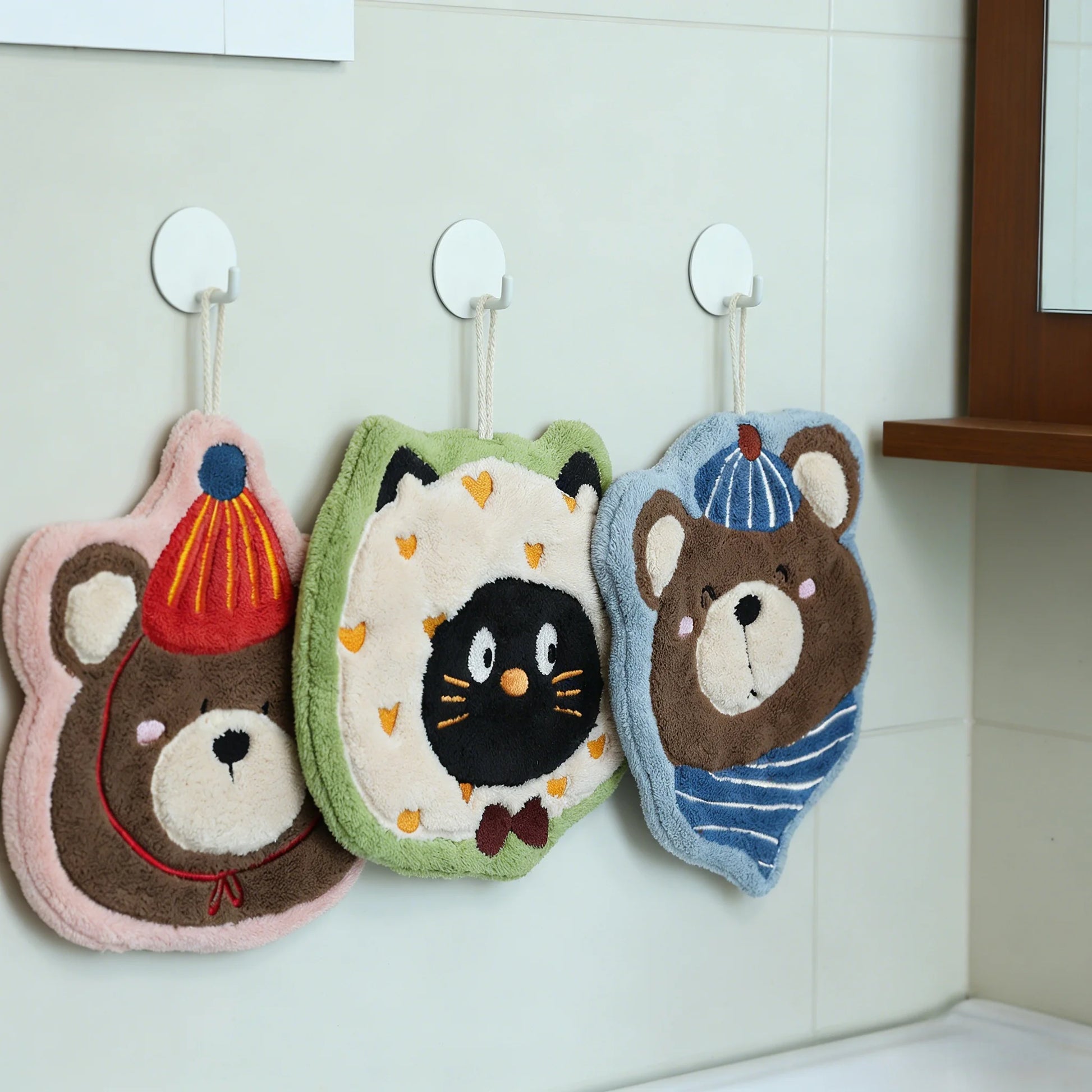 Coral Velvet Cartoon Hanging Hand Towel – Super Absorbent Hanging Hand Towel Peaceful Pleasures Health and Wellness
