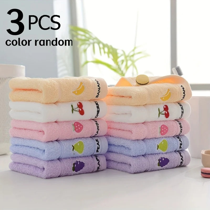 3 Random Color Fruit-Patterned Towels, Pure Cotton Children's Towels, Cartoon Fruit Baby Towels, Small Square Towels, Essential Home Items, Skin-Friendly and Non-Irritating Children's Towels Peaceful Pleasures Health and Wellness 3Pcs