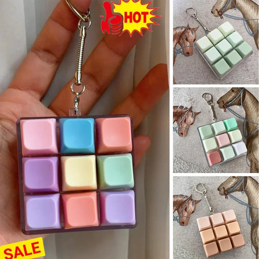 Fidget Keyboard Keychain Clicker Toy – 9 Keys Macaron Colors