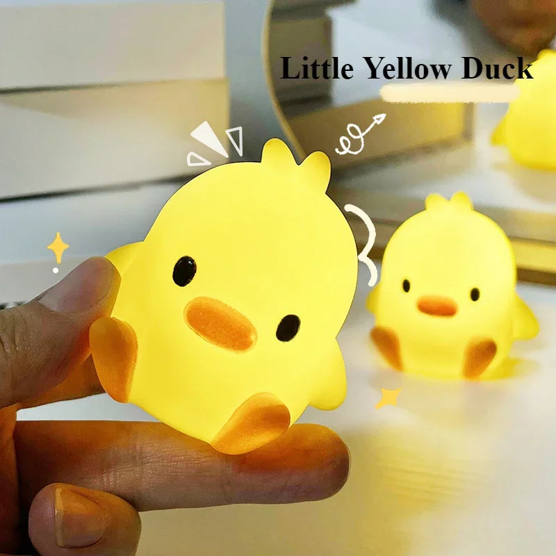 Cartoon Yellow Duck Night Light – Cute Bedside Desk Lamp