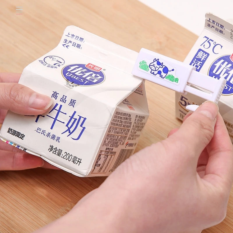 Milk Sealing Clips Household Kitchen Small Accessories Milk Box Light Cream Sealing Clip Plastic Telescopic Preservation Clip Peaceful Pleasures Health and Wellness