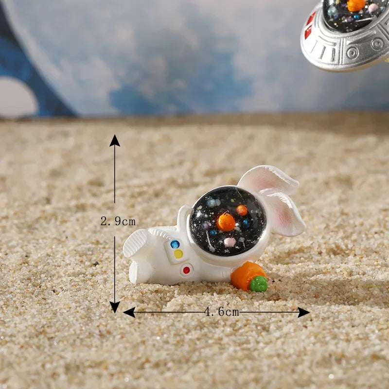 1pc Planet Astronaut and Bunny Rabbit Creative Cartoon Figure Ornament Miniature Resin Craft DIY Accessories Decoration лягушки Peaceful Pleasures Health and Wellness 18