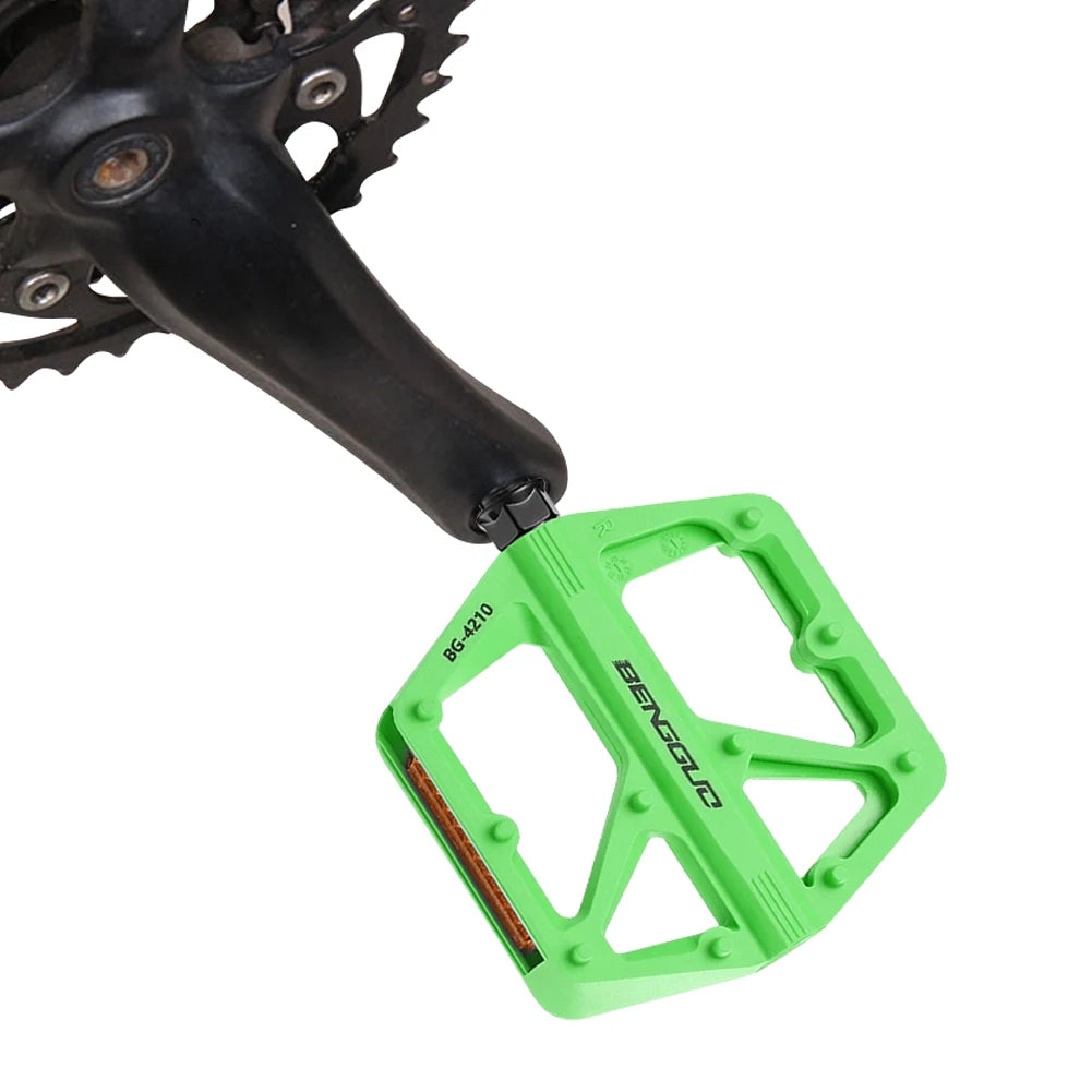 Double DU Bearing Ultralight Bike Pedals with Reflector Mountain Road Bike Flat Pedals Bicycle Platform Pedals for Night Riding Peaceful Pleasures Health and Wellness