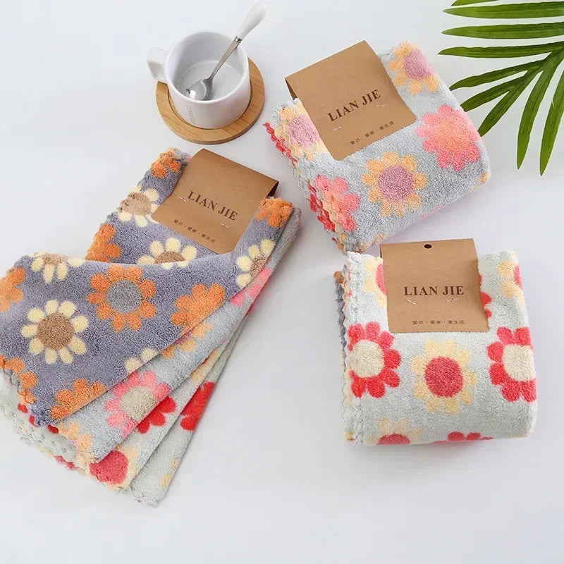 4Pcs Kitchen Cleaning Cloths Soft Absorbent Dishcloth Coral Fleece Sunflower Wiping Towel Rags Household Cleaning Cloth 30X30CM Peaceful Pleasures Health and Wellness 5Pcs Color Random 5pcs