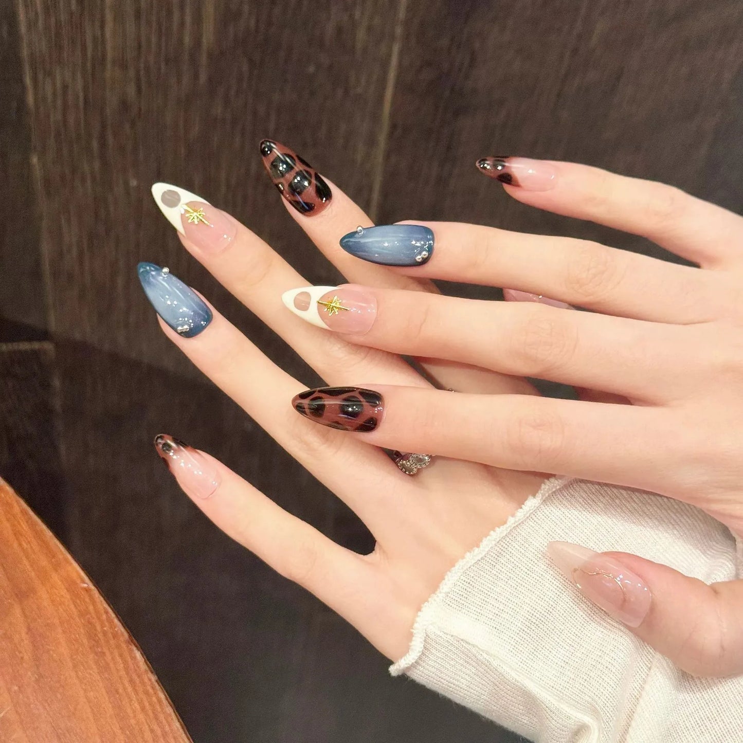 10pcs Handmade Ins Style Press on Nails Gold Stars Decor Y2K Fake Nail Almond Tips Wearable 3D French Leopard False Nails Long Peaceful Pleasures Health and Wellness