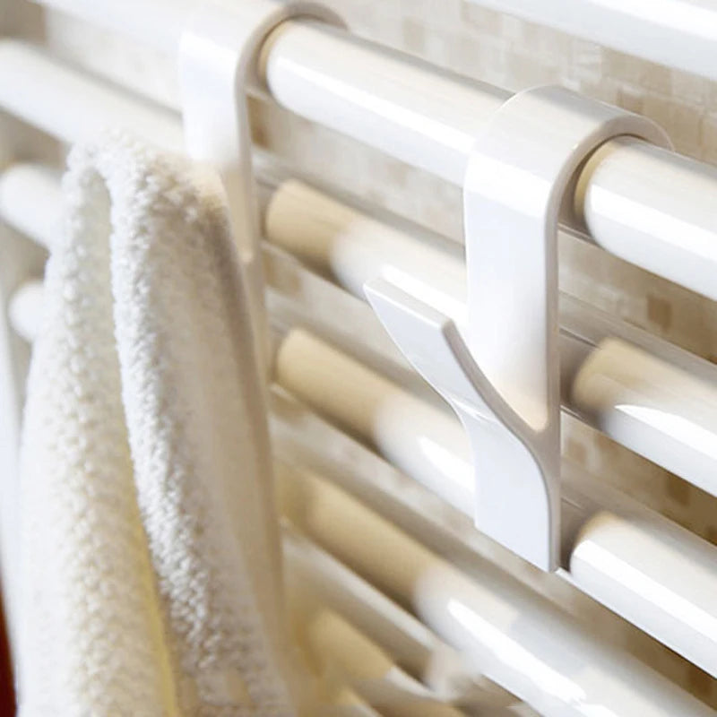Radiator Towel Hanger Hooks – Clip-On PS Plastic Storage Hooks (1–5 pcs)