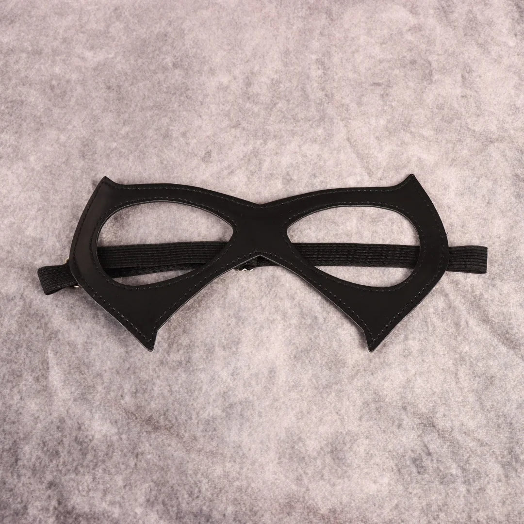 Half Face Cat Eye Costume Mask Woman Black Leather Masquerade