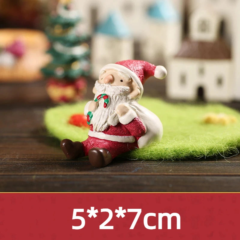 Christmas Cartoon Animal Ornaments Santa Claus Reindeer Resin Crafts
