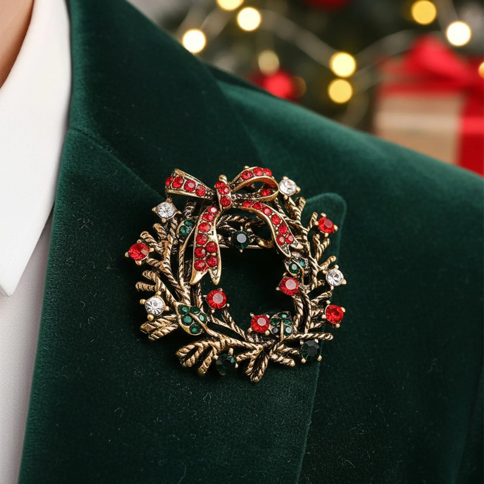 Santa Claus Christmas Tree Brooch Vintage Alloy Pin Badge for Clothes Hats Bags Christmas Party Decorations Peaceful Pleasures Health and Wellness