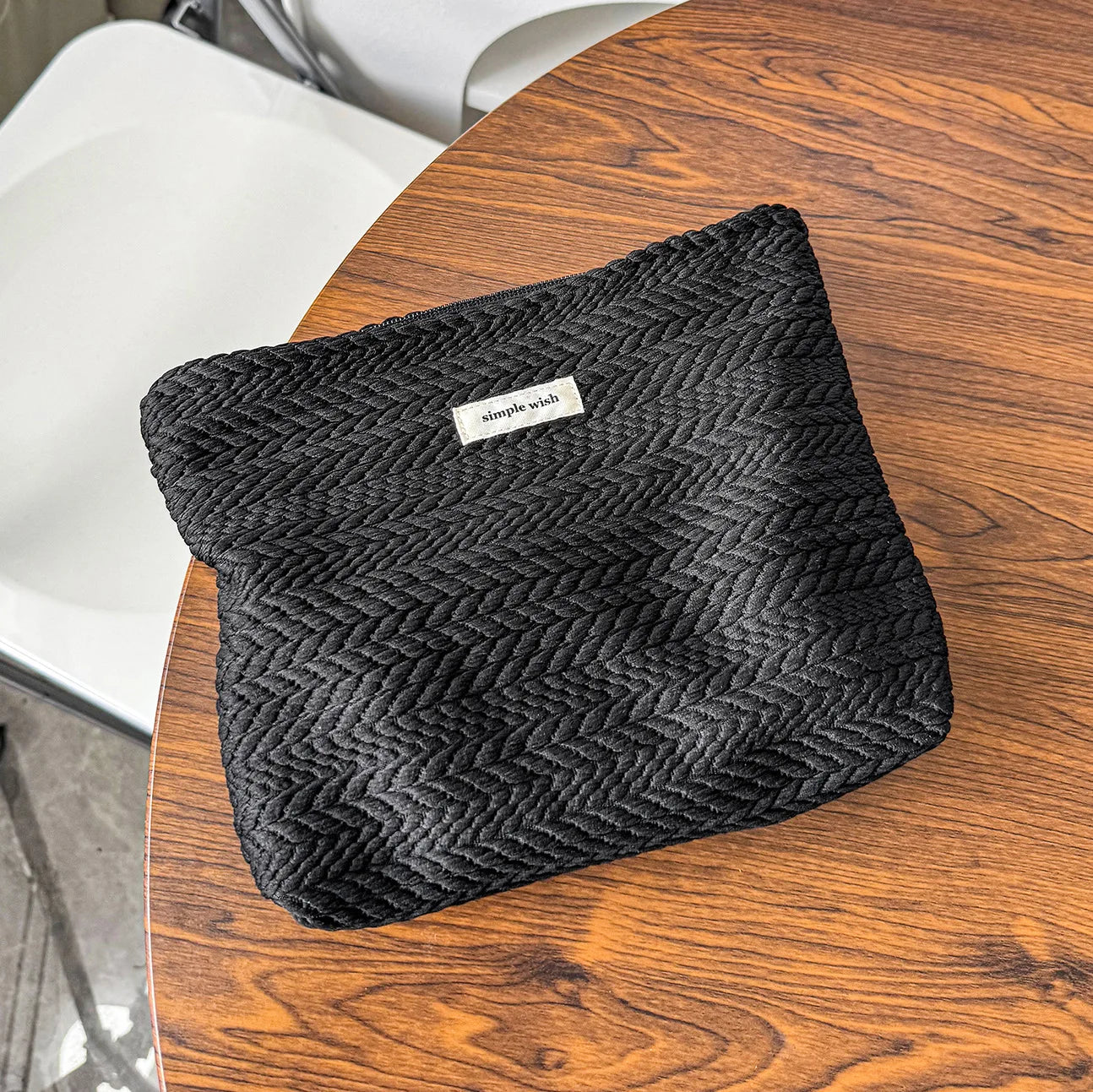 Portable Handwoven Cotton Makeup Bag – Artistic Crochet Cosmetic Pouch with Zipper, Minimalist Clutch for Women Storage Bag Peaceful Pleasures Health and Wellness Black 26x18cm