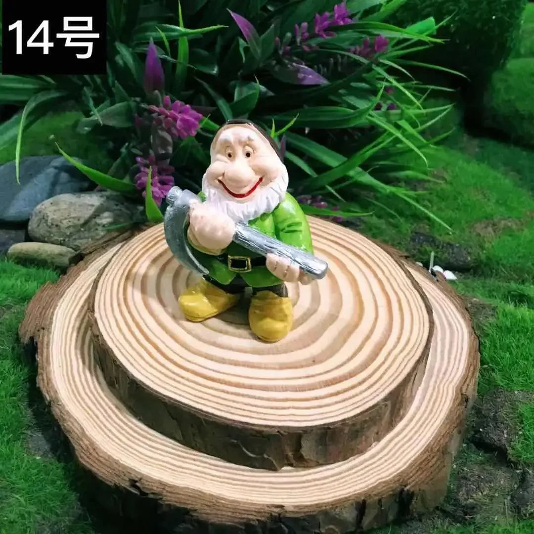 Funny Peeing Elf Resin Figurine | Garden Gnome Ornament