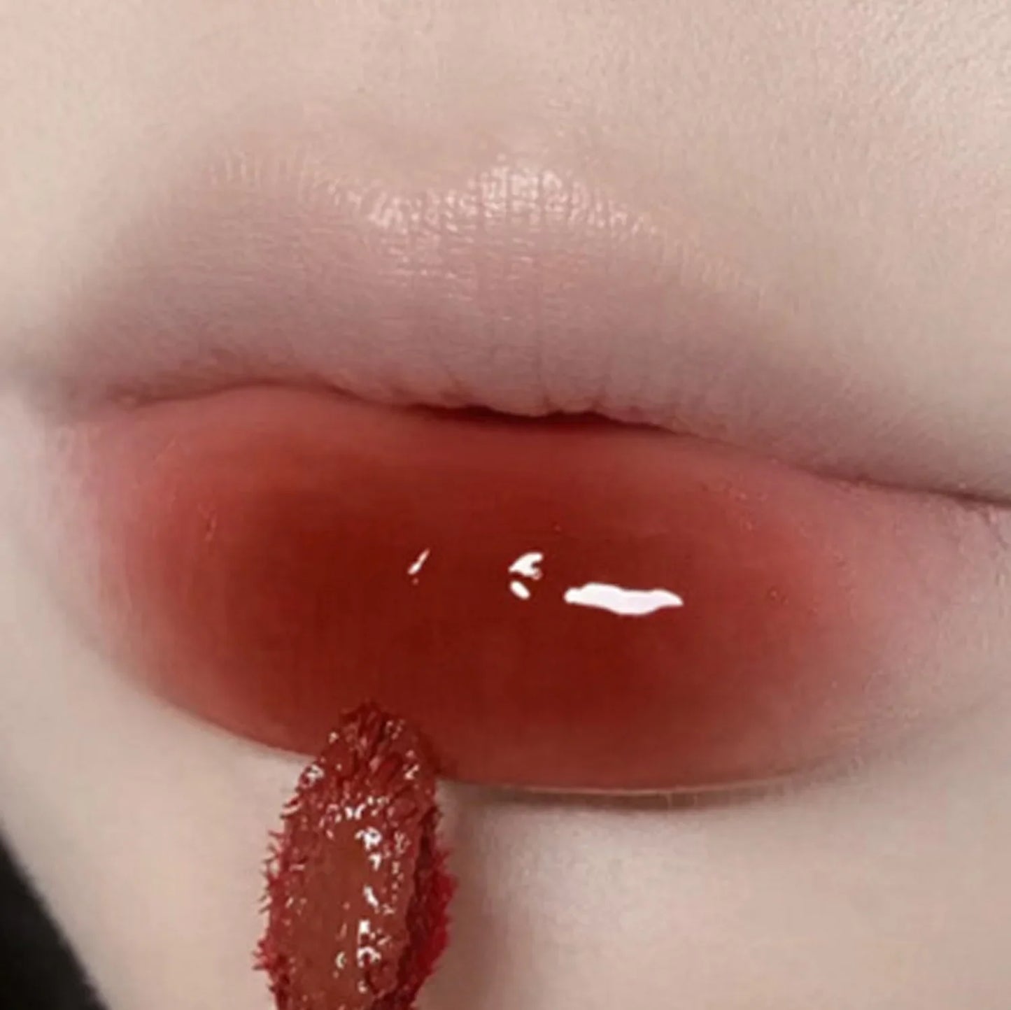 Gege Bear Mirror Glacier Lava Lip Glaze – Glossy & Waterproof