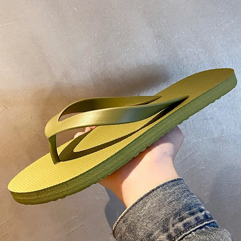 Men's Beach Flip Flops – Breathable Indoor & Outdoor Slides