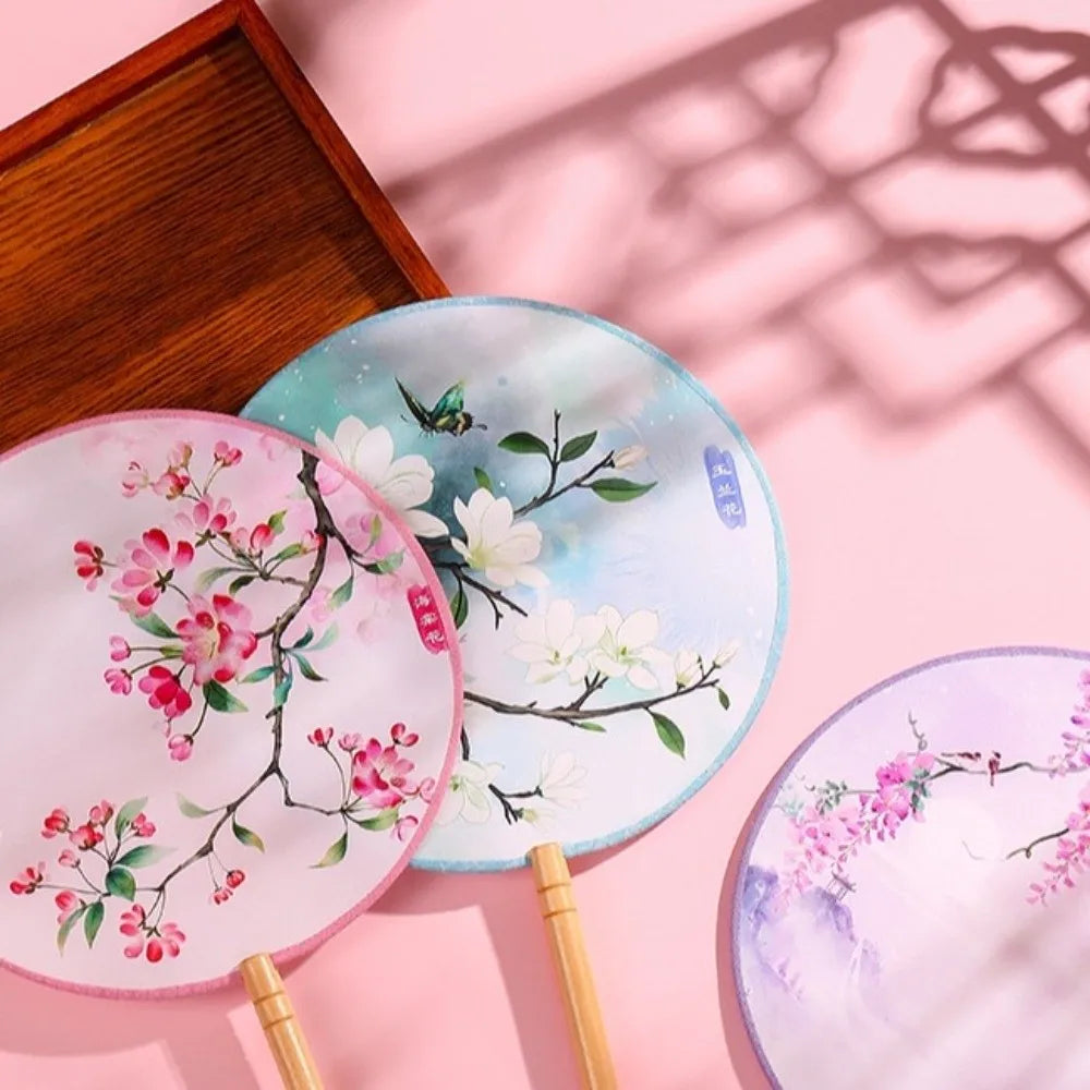 Silk Round Hand Fan – Vintage Chinese Ink Painting Design