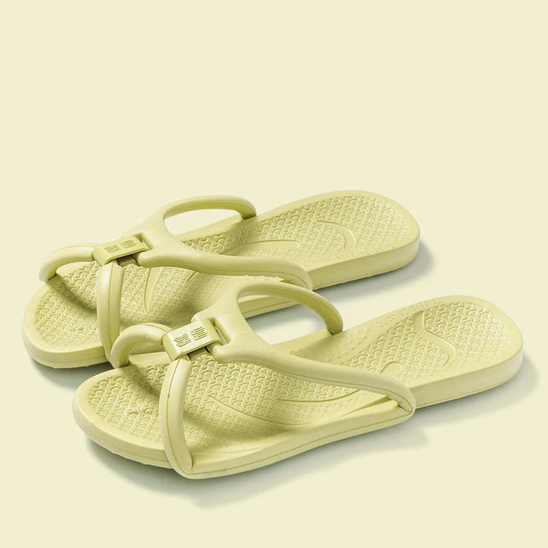 Men's Foldable EVA Flip-Flops – Lightweight Travel Slippers