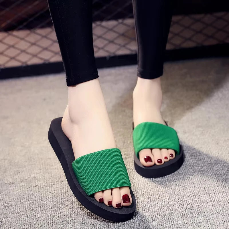 Women's Lightweight EVA Flat Flip-Flop Non-Slip Slippers