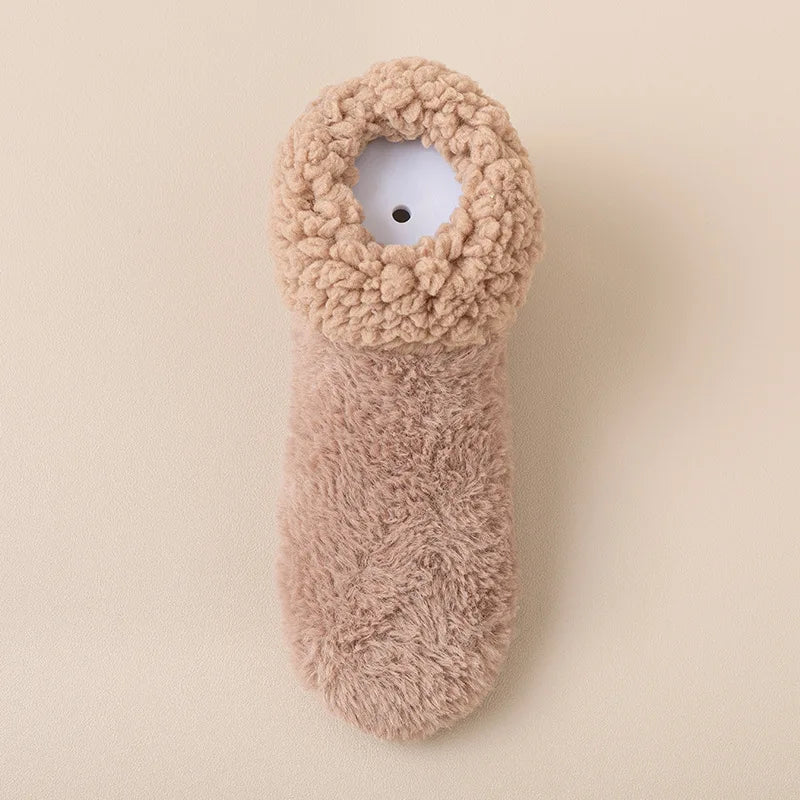 New Winter Coral Velvet Bag and Women Socks Plush Warm Indoor Floor Socks Lamb Velvet Plus Thick Home Sock Fashionable Versatile Peaceful Pleasures Health and Wellness 1pcs 4 random