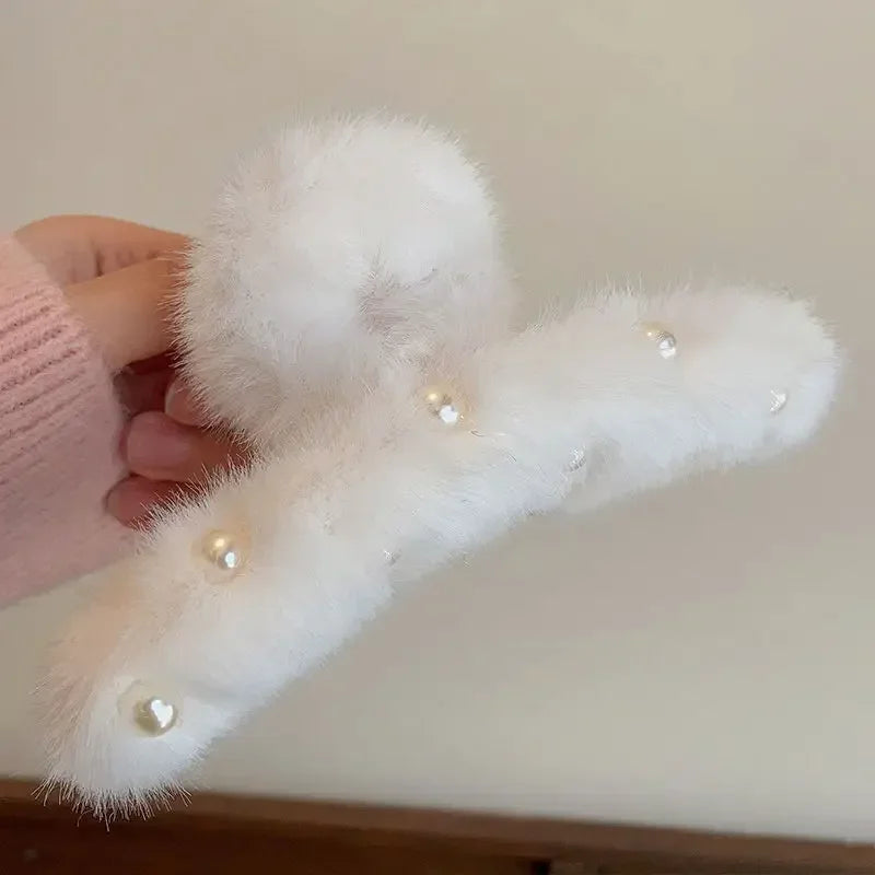 Sweet Hair Big Shark Clip Cute Pearl Plush Grab Clip At The Back of The Head Autumn and Winter Hair Accessories Hair Accessories Peaceful Pleasures Health and Wellness white 14cm