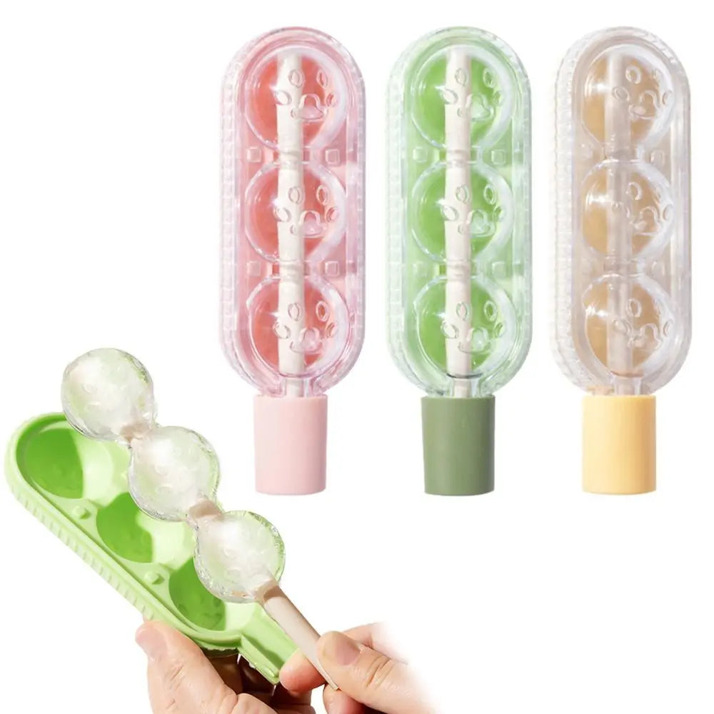 Cat Paw Ice Cube Mold with Built-In Straw | Reusable Ice Tray