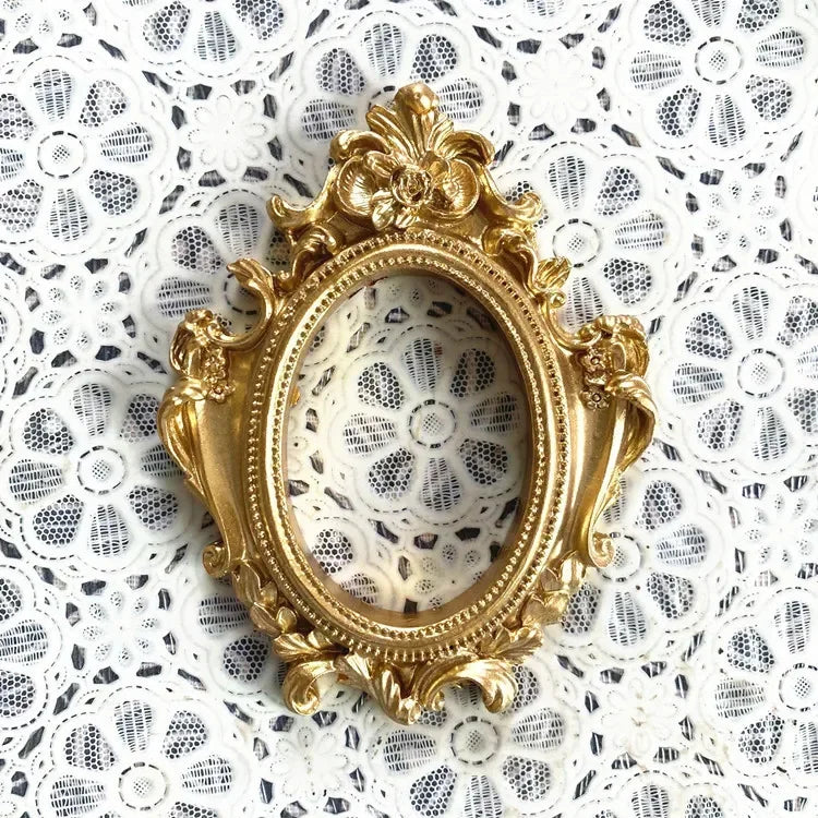 1PC Retro Photo Frame Gold Picture Frame Home Decor Photography Props Wedding Pictures Frames Gifts Desk Decoration Ornament Peaceful Pleasures Health and Wellness type3