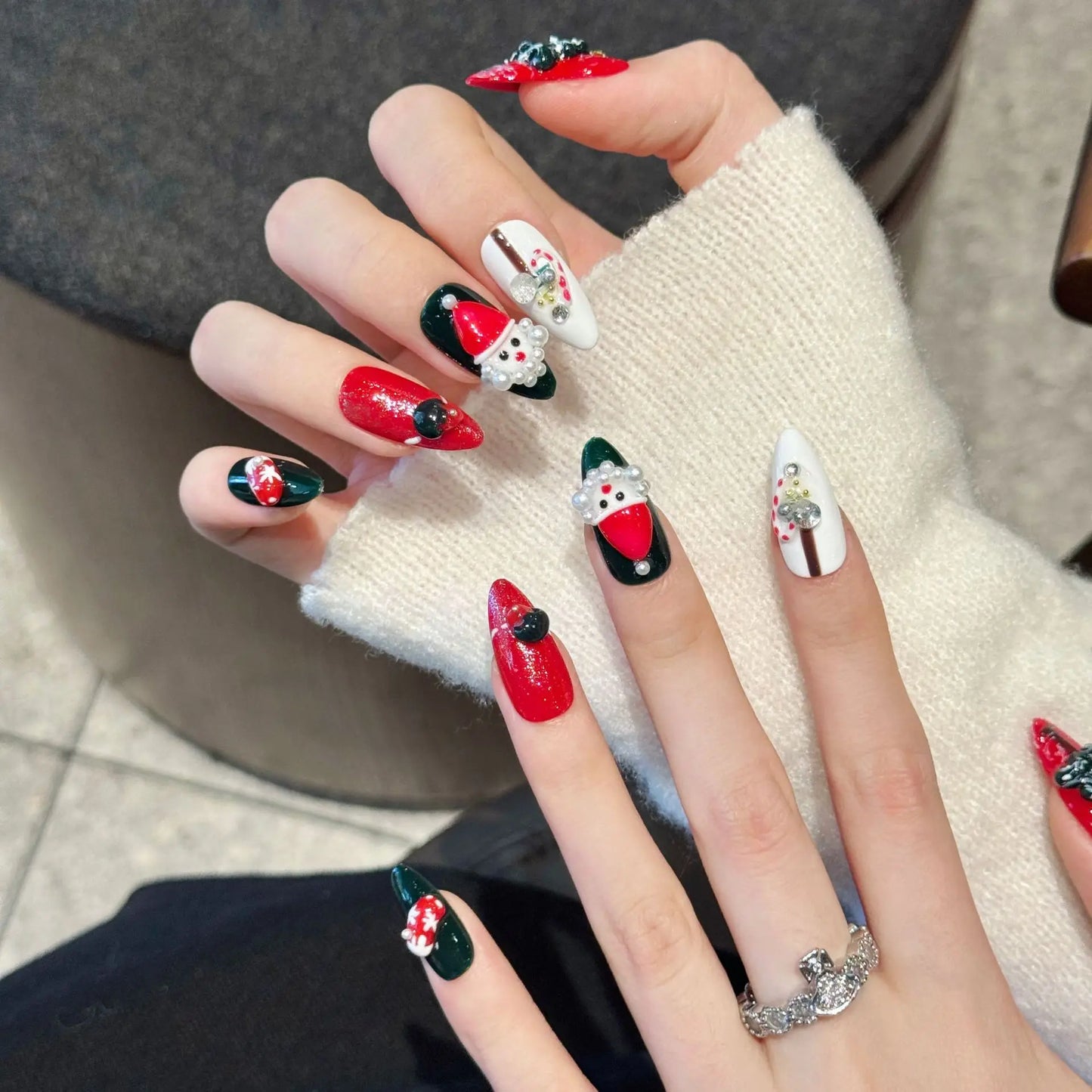Christmas Press On Nails | Pearl Glitter Almond 3D Fake Nails 10PCS