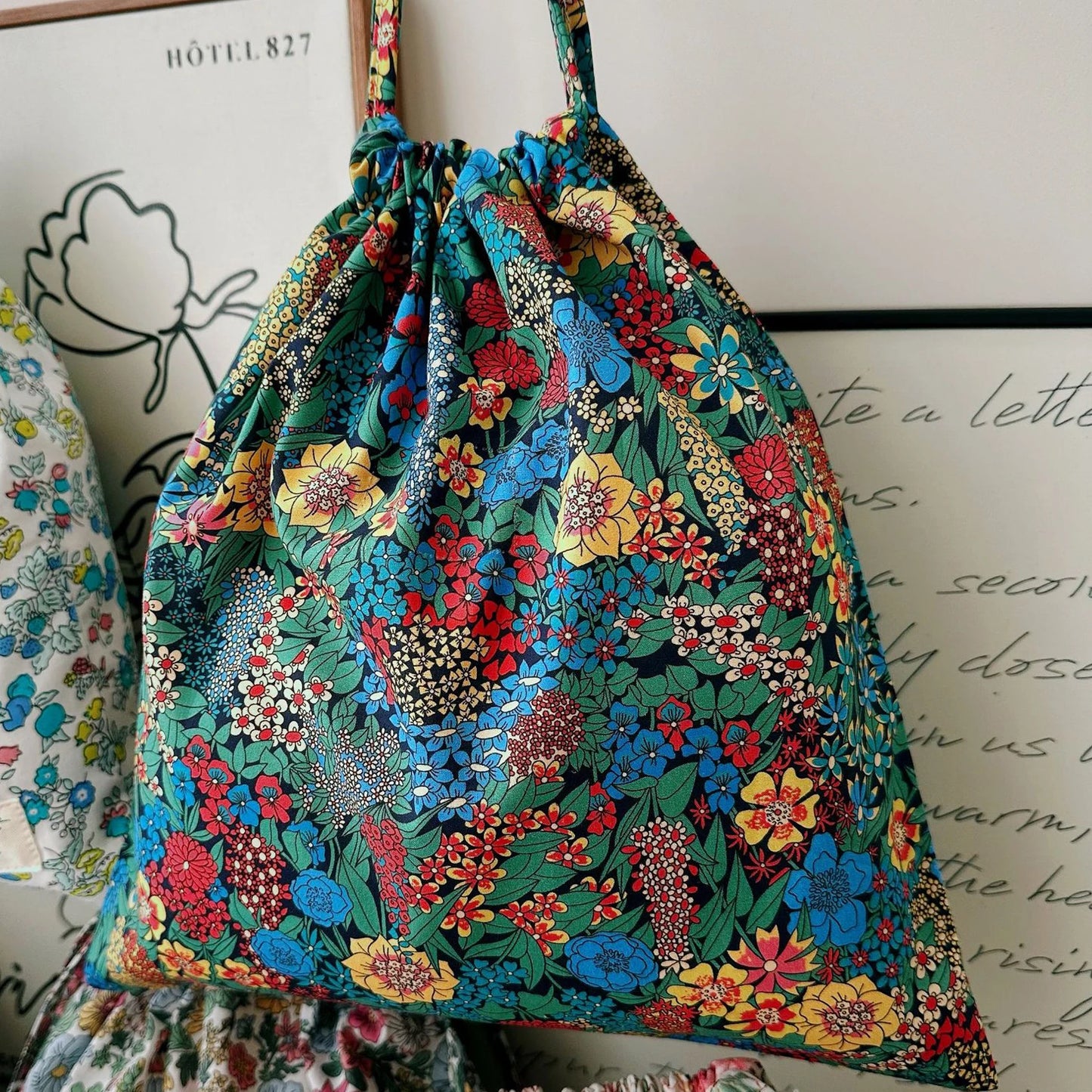 Floral Drawstring Bags Gift Bags Multi-functional Small Objects Storage Bag for Wedding Birthday Party Favors Peaceful Pleasures Health and Wellness
