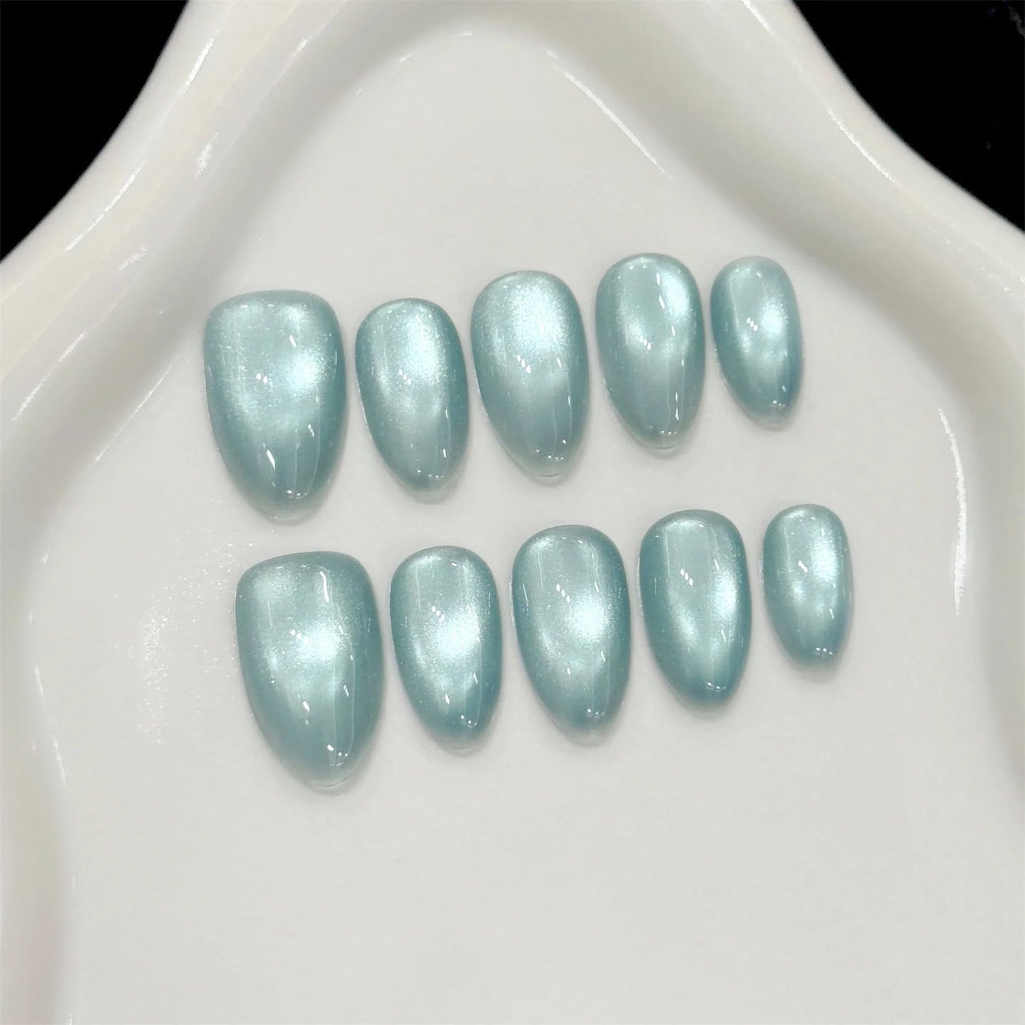 Cat's Eye Press On Nails – Almond Fake Nails, 10pc Set