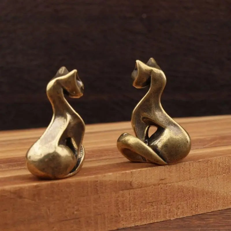 Brass Cat Figurine – Small Vintage Desk Statue & Gift Idea