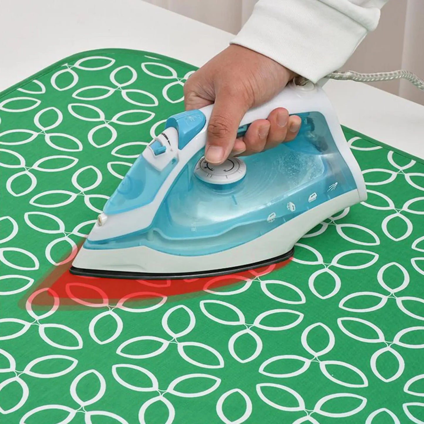 Portable Ironing Mat – Heat Resistant, Waterproof & Non-Slip