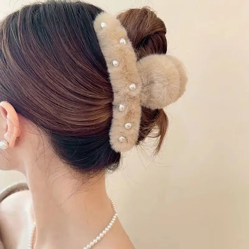 Sweet Hair Big Shark Clip Cute Pearl Plush Grab Clip At The Back of The Head Autumn and Winter Hair Accessories Hair Accessories Peaceful Pleasures Health and Wellness