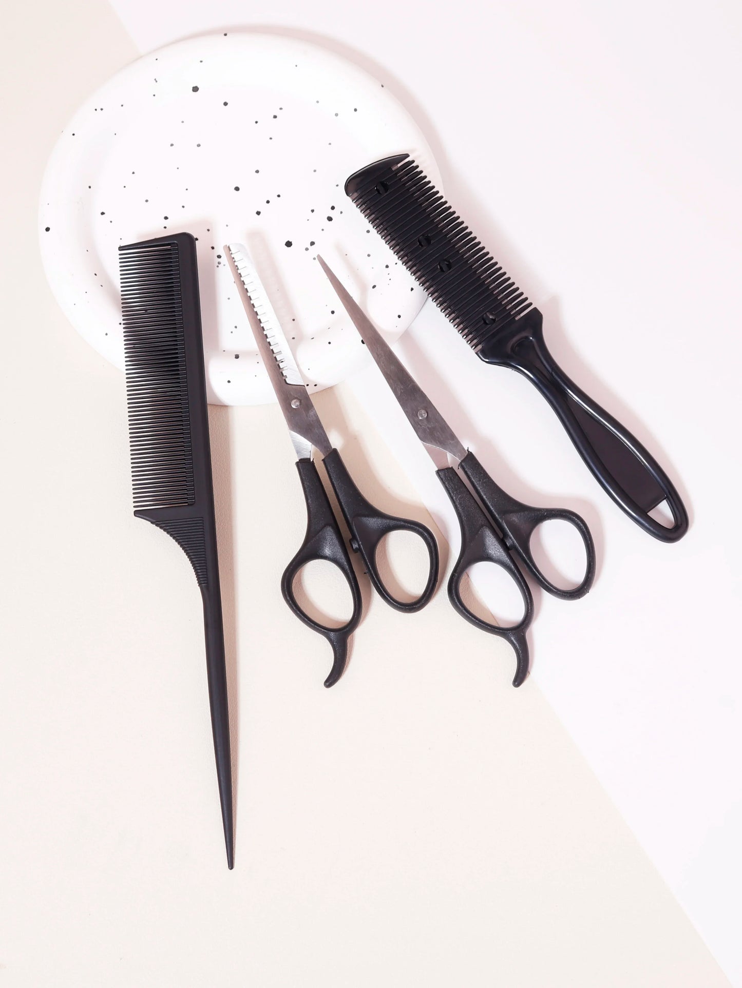 Professional Hair Cutting Tool Set – Clippers, Combs & Thinning Shears