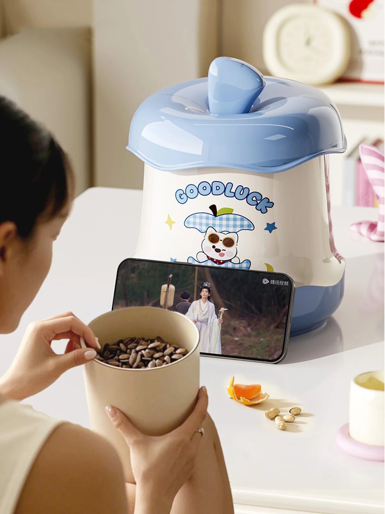 1Pcs Cartoon Pattern Desktop Trash Bin Apple Shaped Press Open Lid Storage Bin Snacks Paper Scraps Miscellaneous Items Trash Peaceful Pleasures Health and Wellness