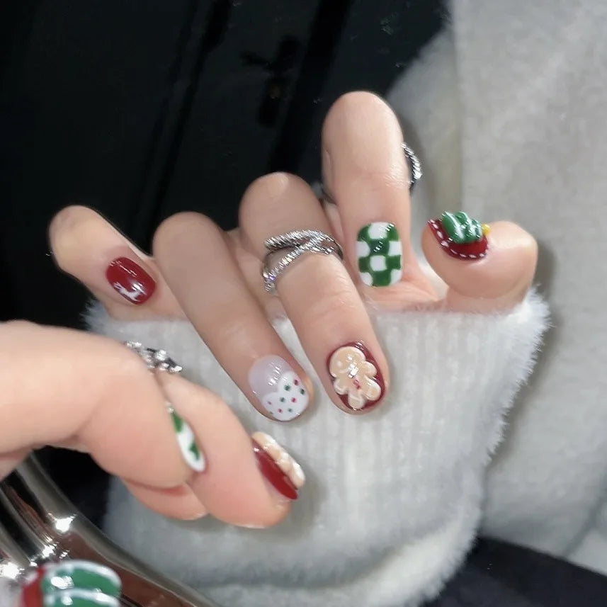 Handmade Press on Nails Cute Snowman Snowflake Chain Wearing Fake Nails Short Round False Nails 2025 New Year Gifts Peaceful Pleasures Health and Wellness