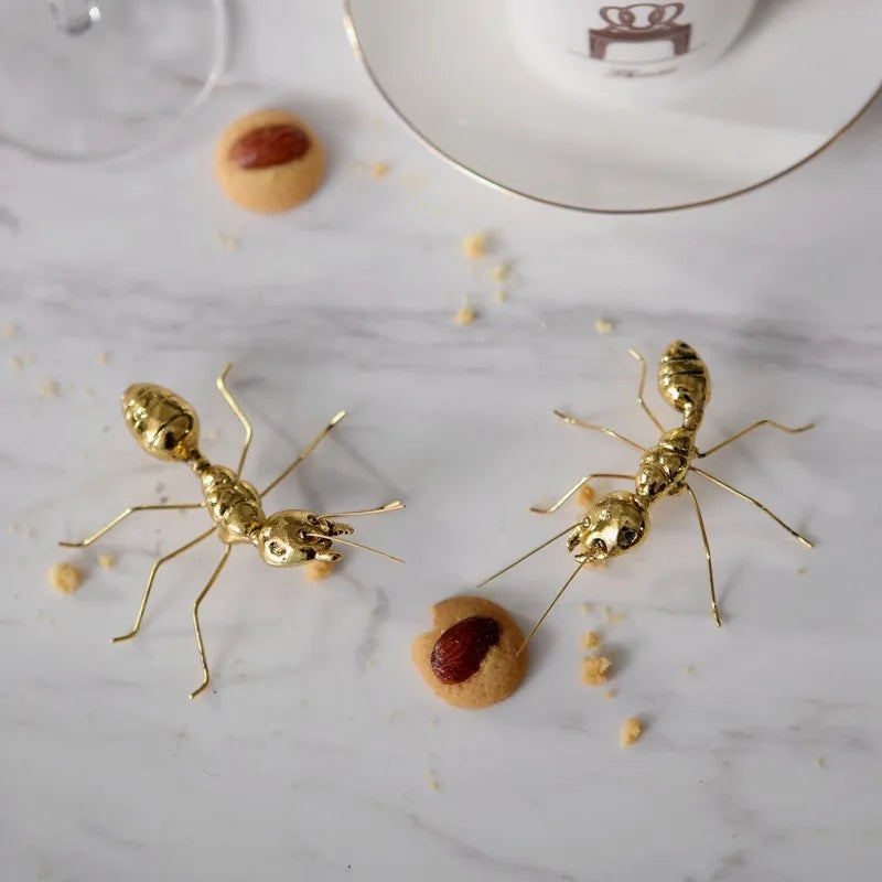 Small Metal Handicraft Copper Gold Ant Butterfly Ornament for Art Decor Home Decorative Gift Home Accessories декор для дома Peaceful Pleasures Health and Wellness