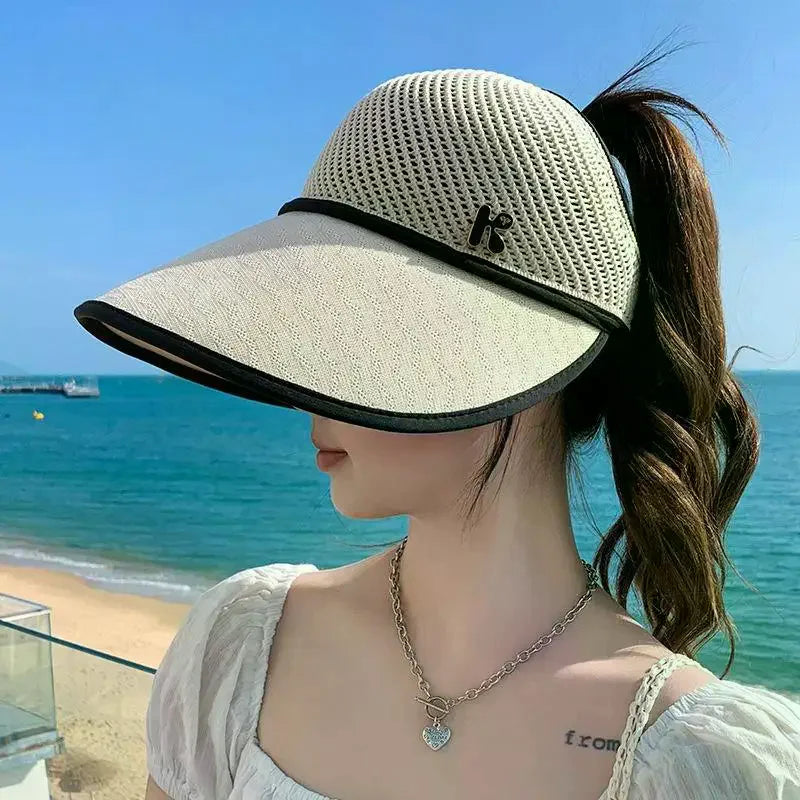 Wide Brim Straw Sun Hat – Foldable, UV-Blocking Beach Hat