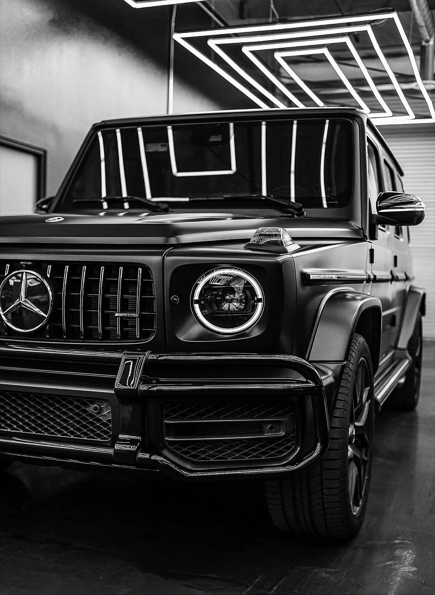 Modern Fashion Wall Art Simple Black and White Luxury Car HD Canvas Poster Prints Home Bedroom Living Room Decoration Mural Peaceful Pleasures Health and Wellness
