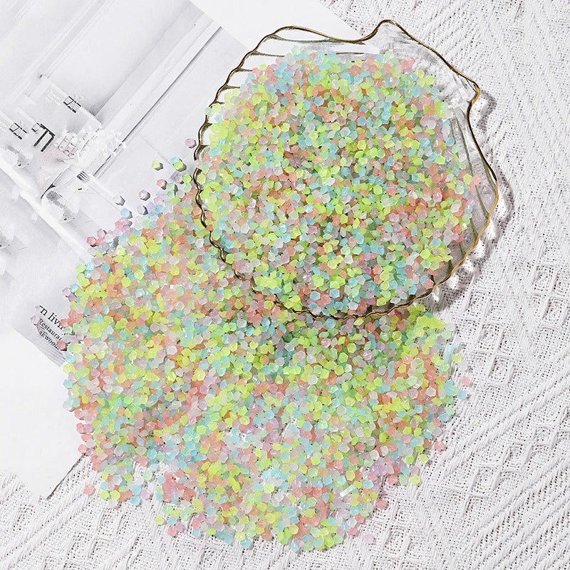 1000pcs Glow in the Dark Pebbles – Garden & Aquarium Decor