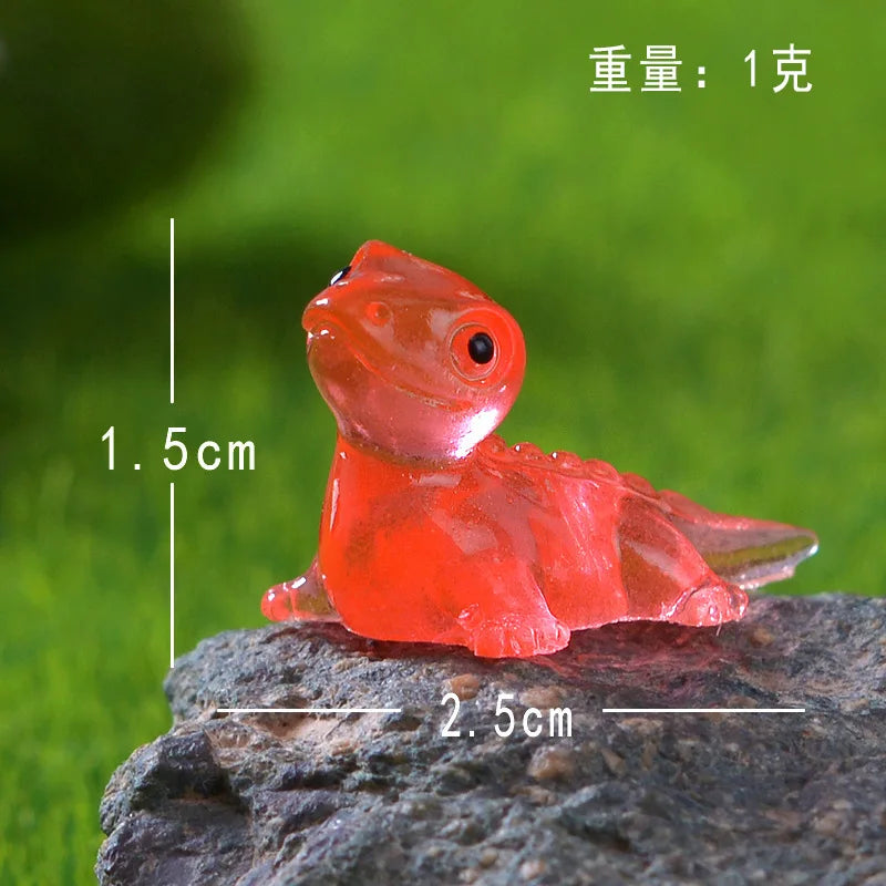 1PCS Mini Lizards Glow At Dark Vivarium DIY Accessories Mimiature Figurines Fairy Garden Decoration Kawaii Animals Ornament Peaceful Pleasures Health and Wellness red