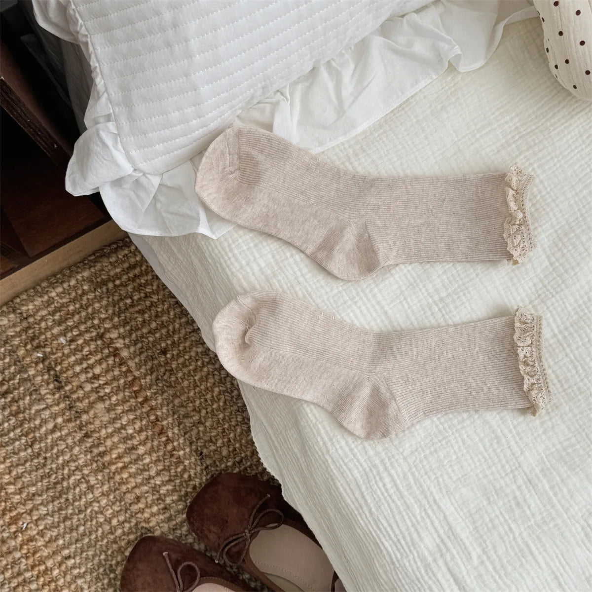 Korean Style Socks Sweet Lace Mid Calf Socks Ballet Style Girls Double Needle Slouch Socks for Women Daily Casual Fashion Wear Peaceful Pleasures Health and Wellness B One Size